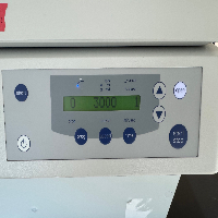 Eppendorf 5810 Centrifuge image 0